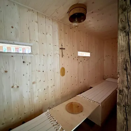 Tajnyhauz Beehauz Terapia Na Včelách *