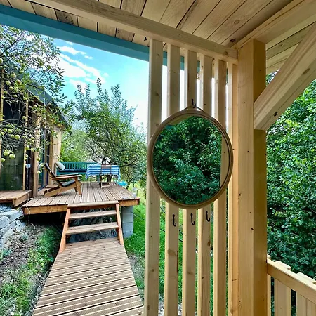 Appartamento Tajnyhauz Beehauz Terapia Na Včelách