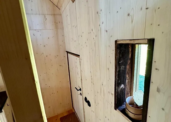 Tajnyhauz Beehauz Terapia Na Vcelach *